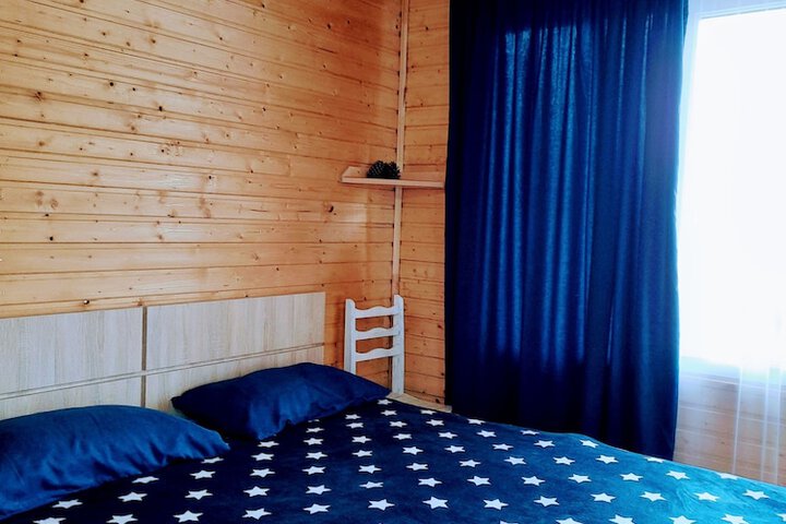 Room 8 of 30
