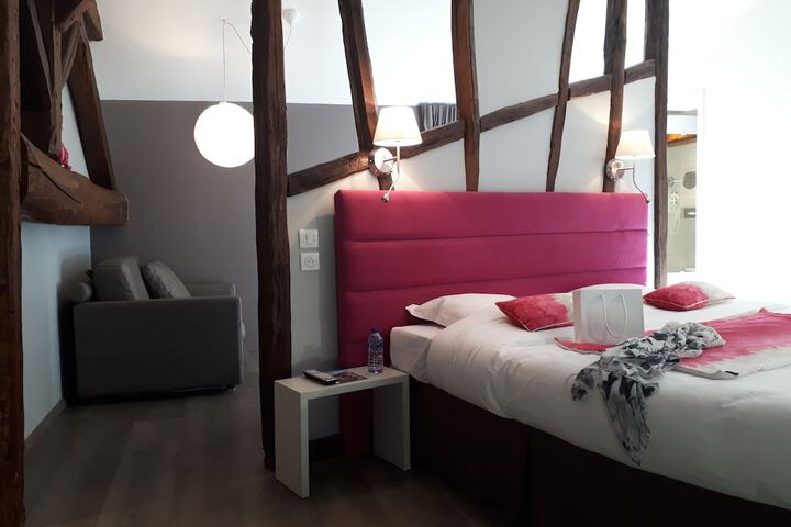 Room 18 of 47