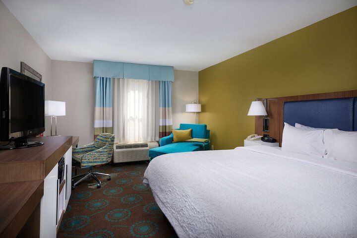 1 King Bed with Refrigerator, Microwave (29 of 29)