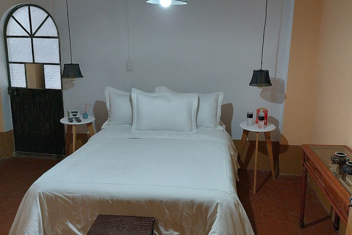 Room 2 of 19