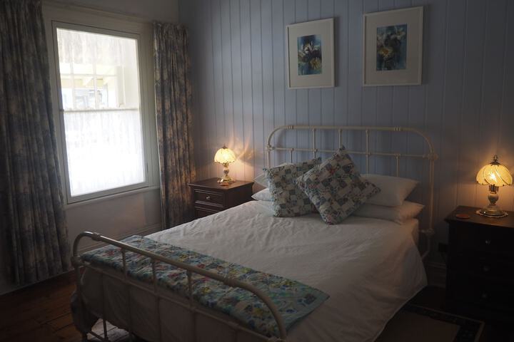 Room 3 of 15