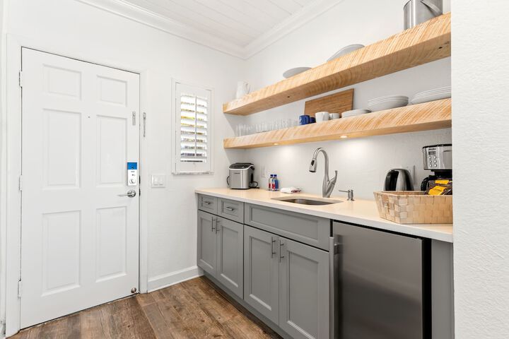 Private kitchenette