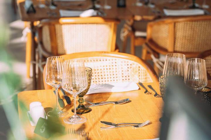 Dining 92 of 227