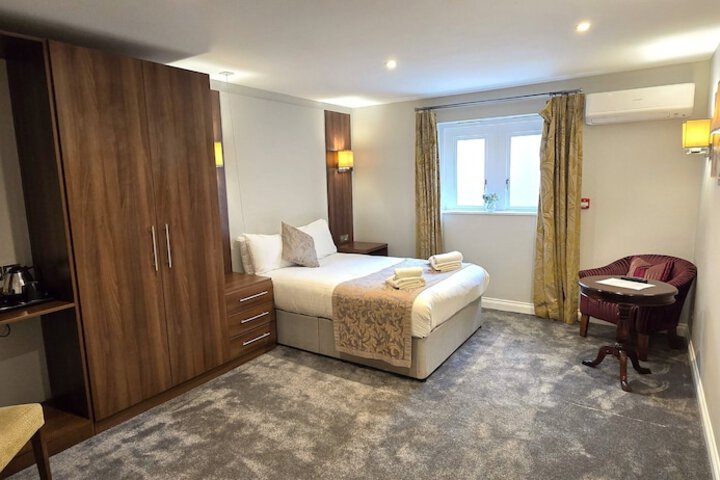 Room 56 of 137