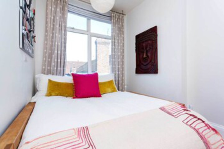 Room 18 of 22