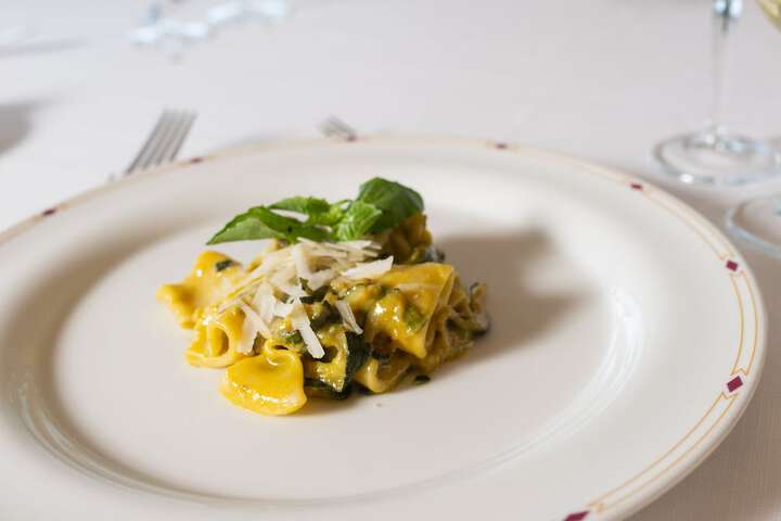 Dining 62 of 130