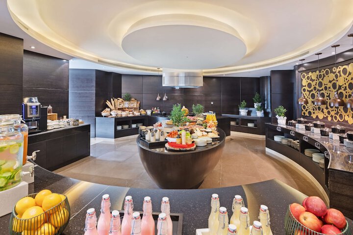 Breakfast/Coffee Service 124 of 260