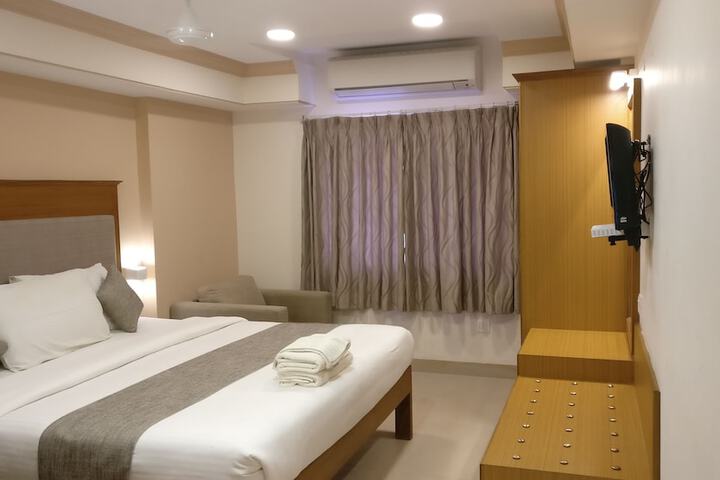 Room 11 of 64