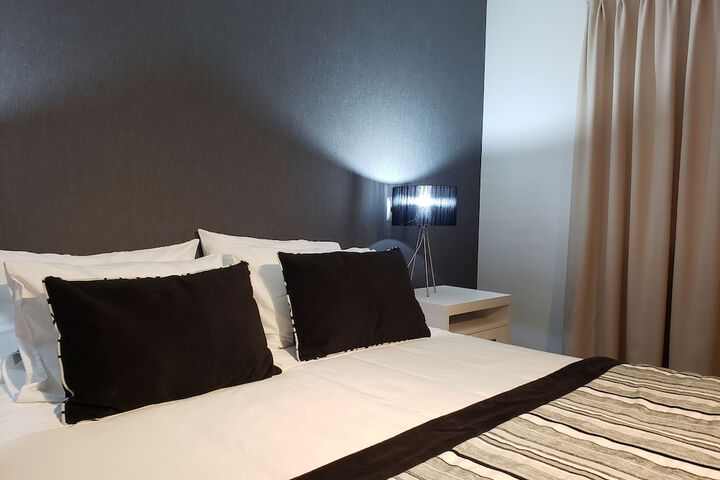 Room 20 of 38