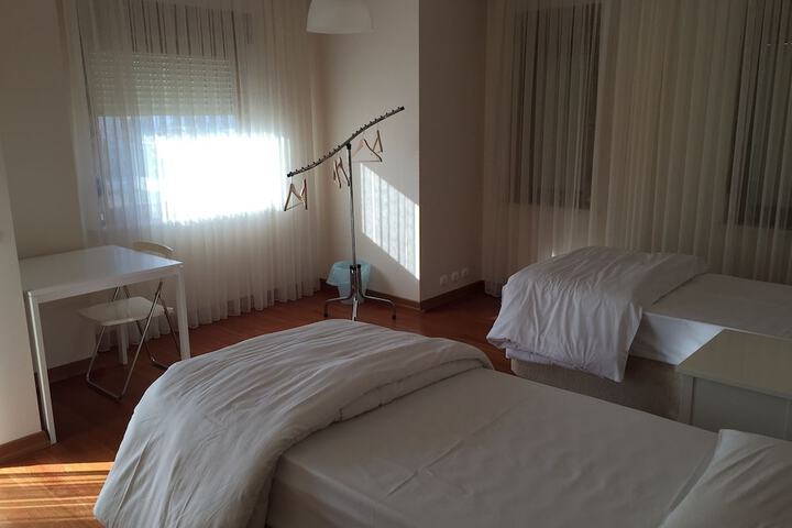 Room 3 of 31