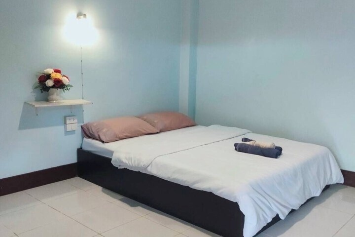 Room 8 of 39