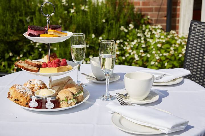 Breakfast/Coffee Service 76 of 142