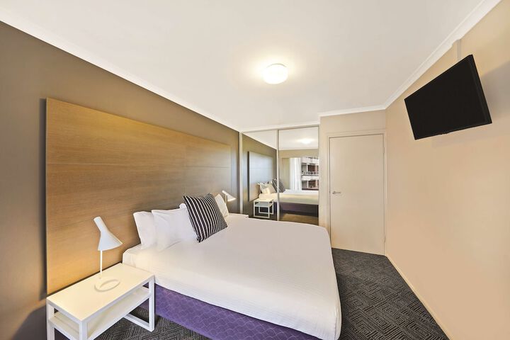 Room 21 of 57