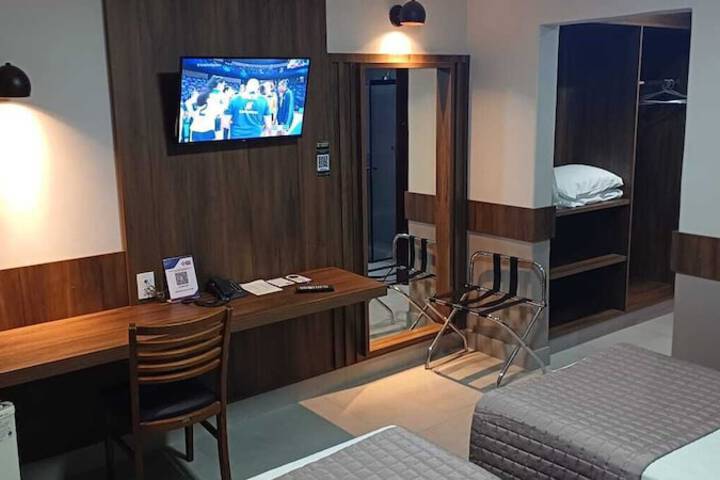 Room 8 of 26