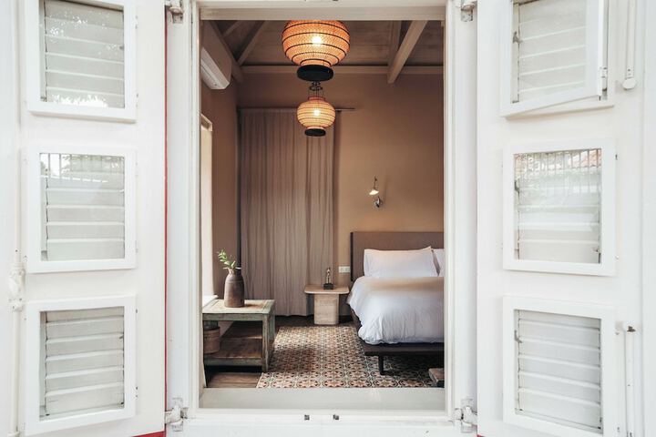 Room 15 of 79