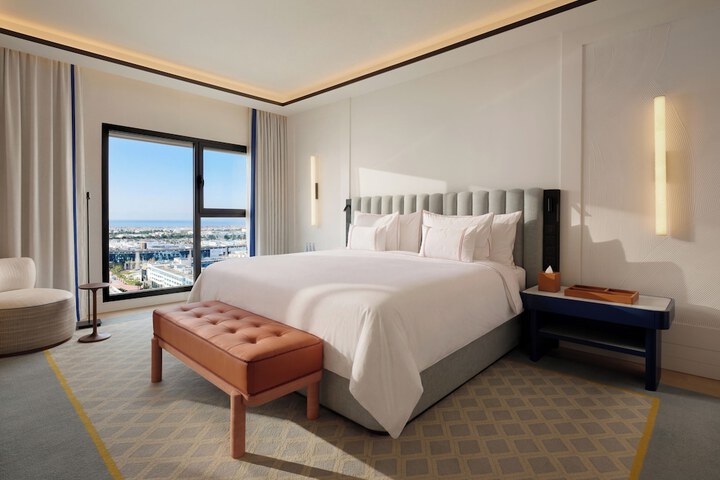 Room 21 of 64