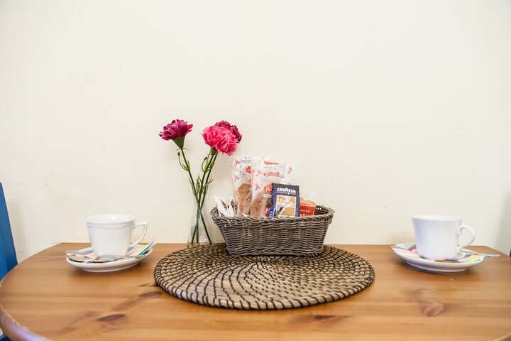 Breakfast/Coffee Service 22 of 24