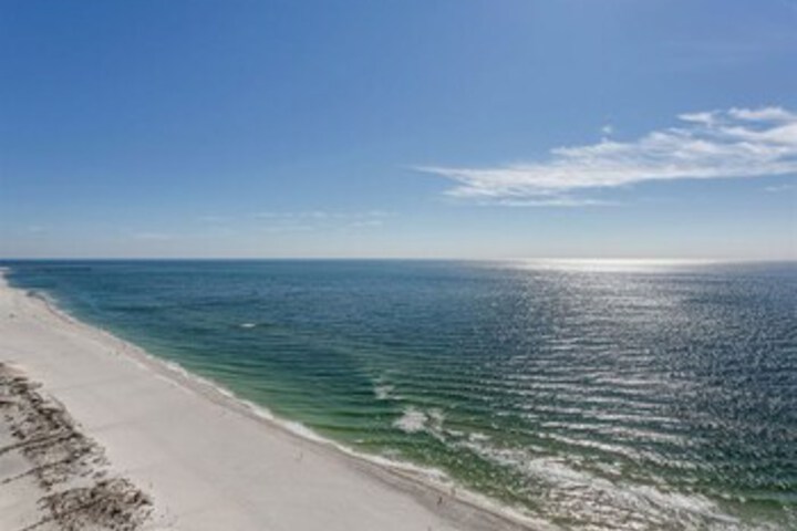 Beach 43 of 136