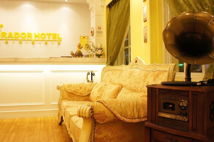 Hotel Interior 7 of 50