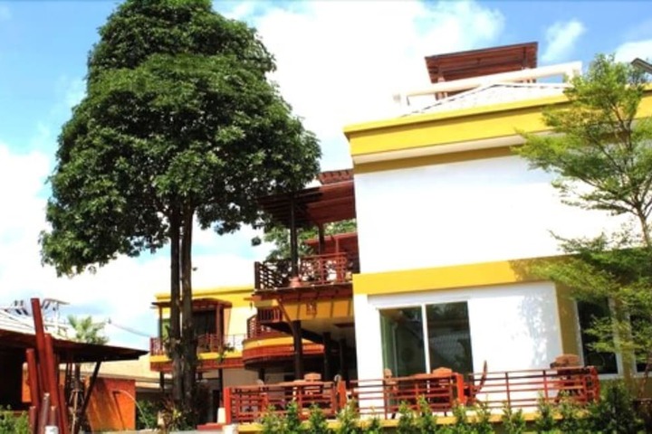Hotel 78 of 83
