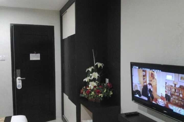 Room 6 of 31