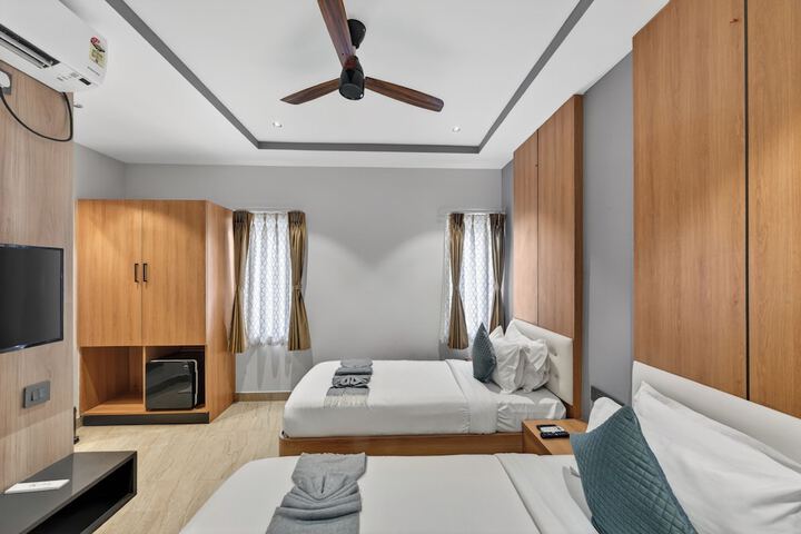 Room 16 of 33