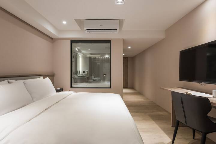 Room 76 of 145
