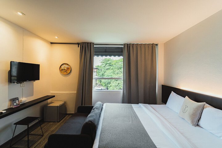 Room 53 of 142