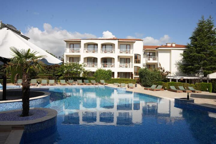 Hotel 10 of 23