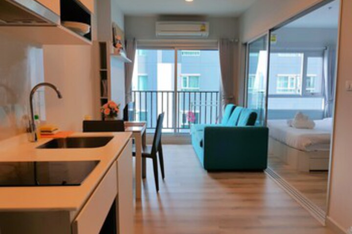 1BR Centric Sea 115 With Infinity Pool