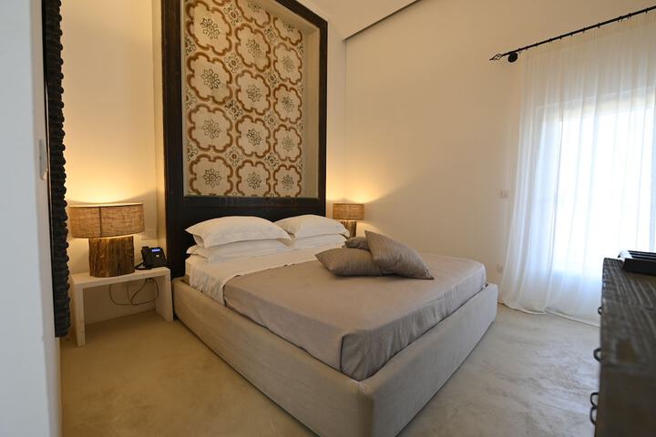 Room 38 of 114