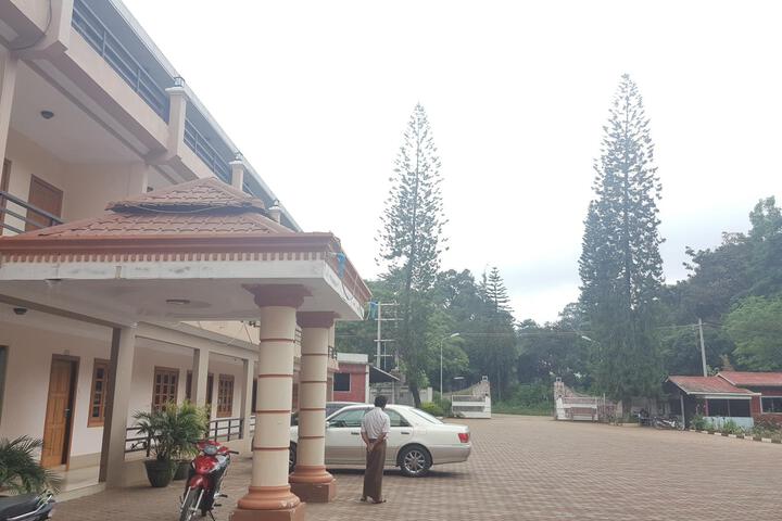 Mya Nanda Hotel