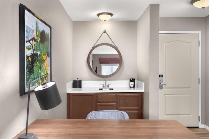 Minibar