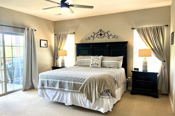 Room 6 of 25