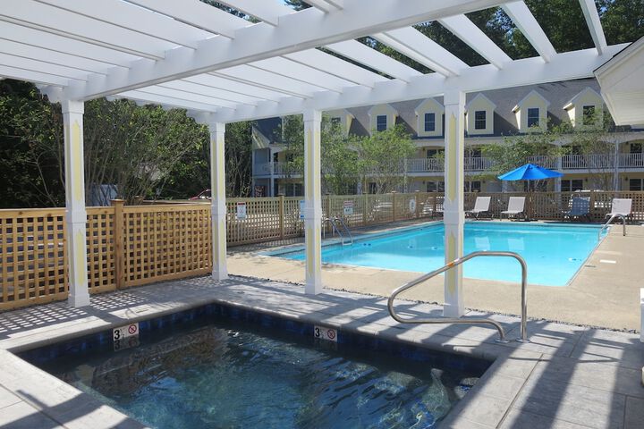 Pool 54 of 82