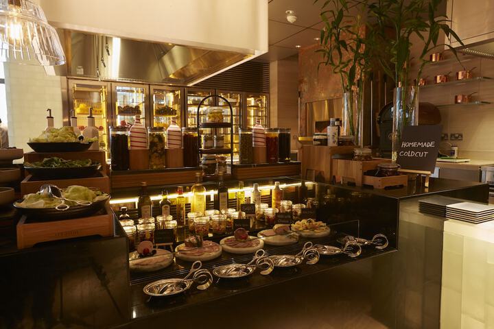 Dining 141 of 168