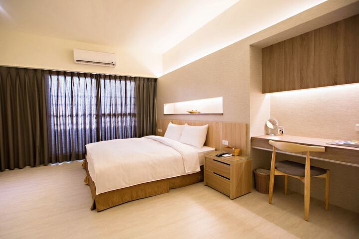 Room 6 of 59