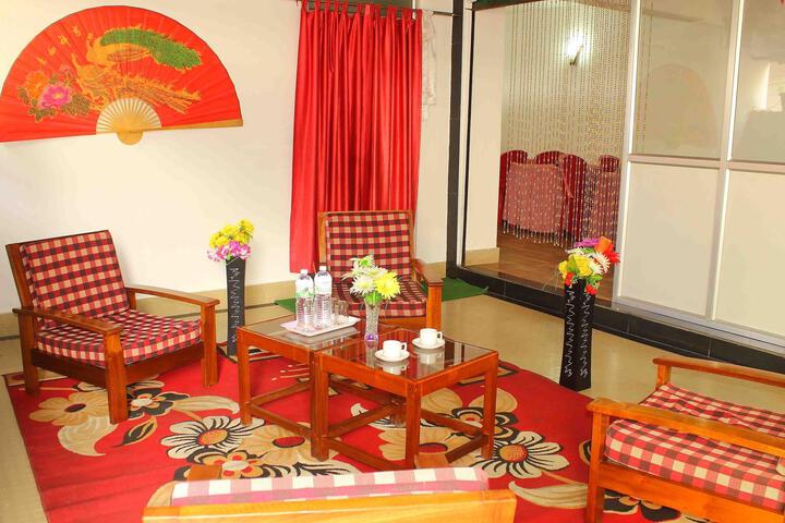 Zero To One Stay Silk Route Residency
