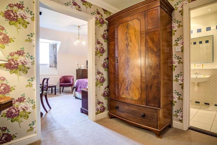 Room 22 of 64