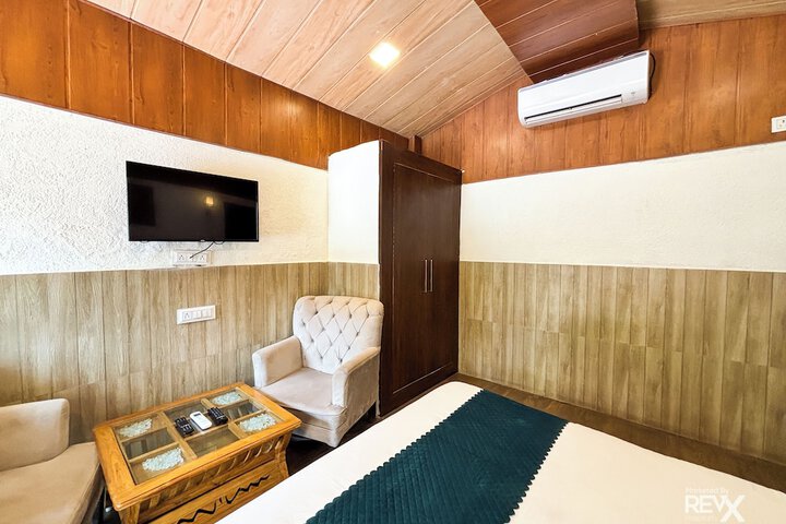 Room 47 of 156