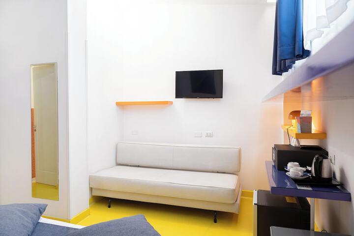 Room 89 of 144