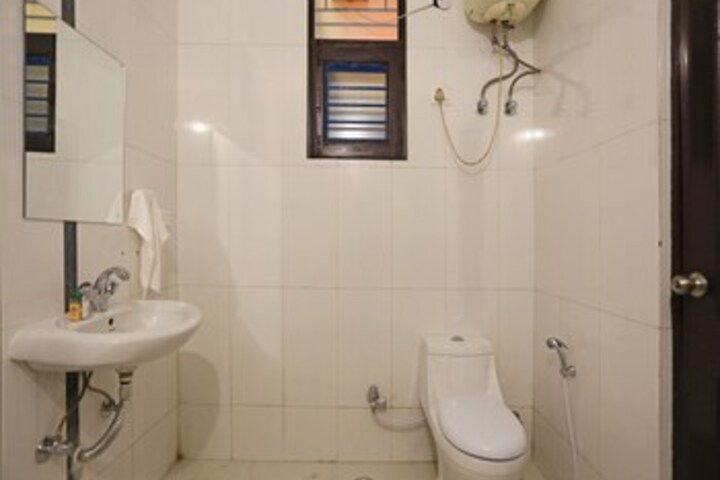 Room 5 of 22