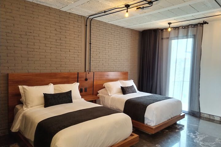 Room 5 of 51
