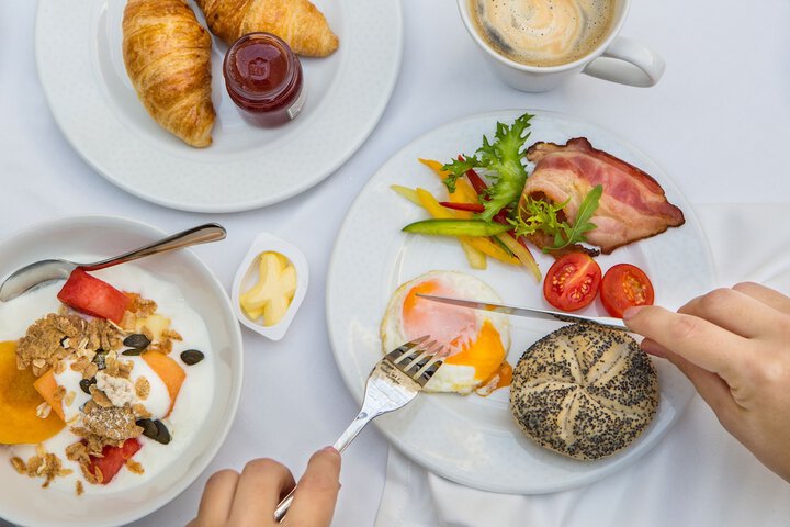 Dining Photos