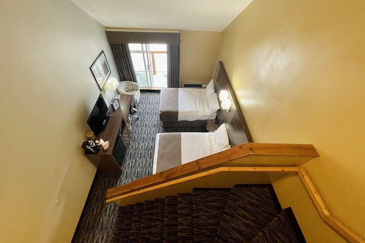 Room 15 of 112