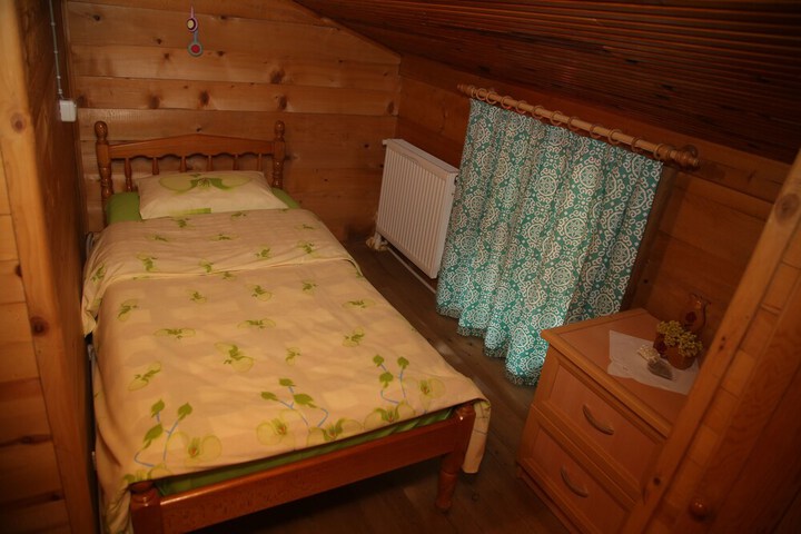 Room 20 of 77