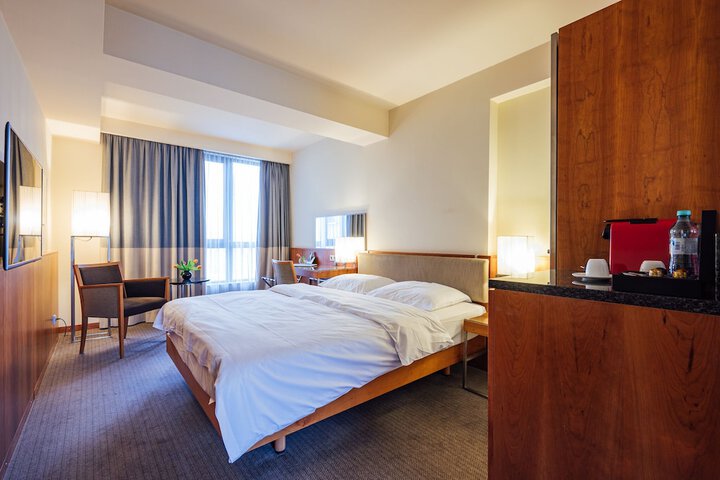 Room 54 of 156