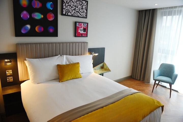 Room 3 of 26