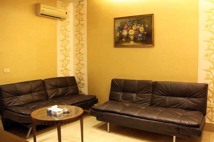 Room 9 of 119