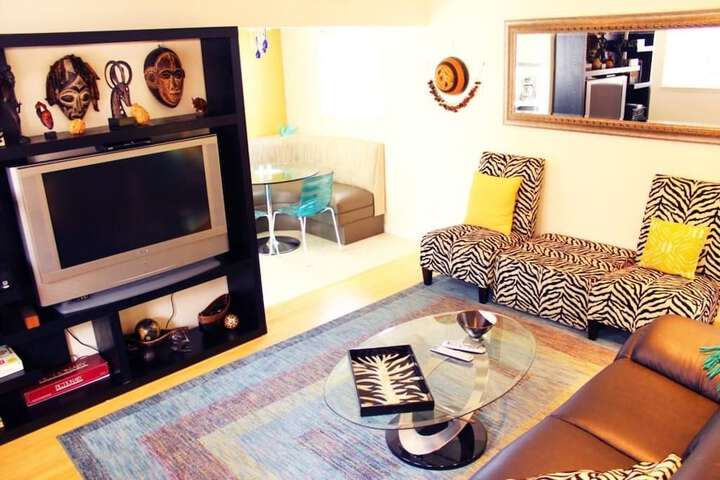 Room 4 of 7